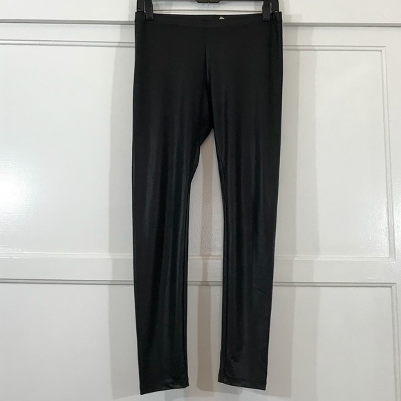 Faux Leather Leggings - Picture 2 of 4